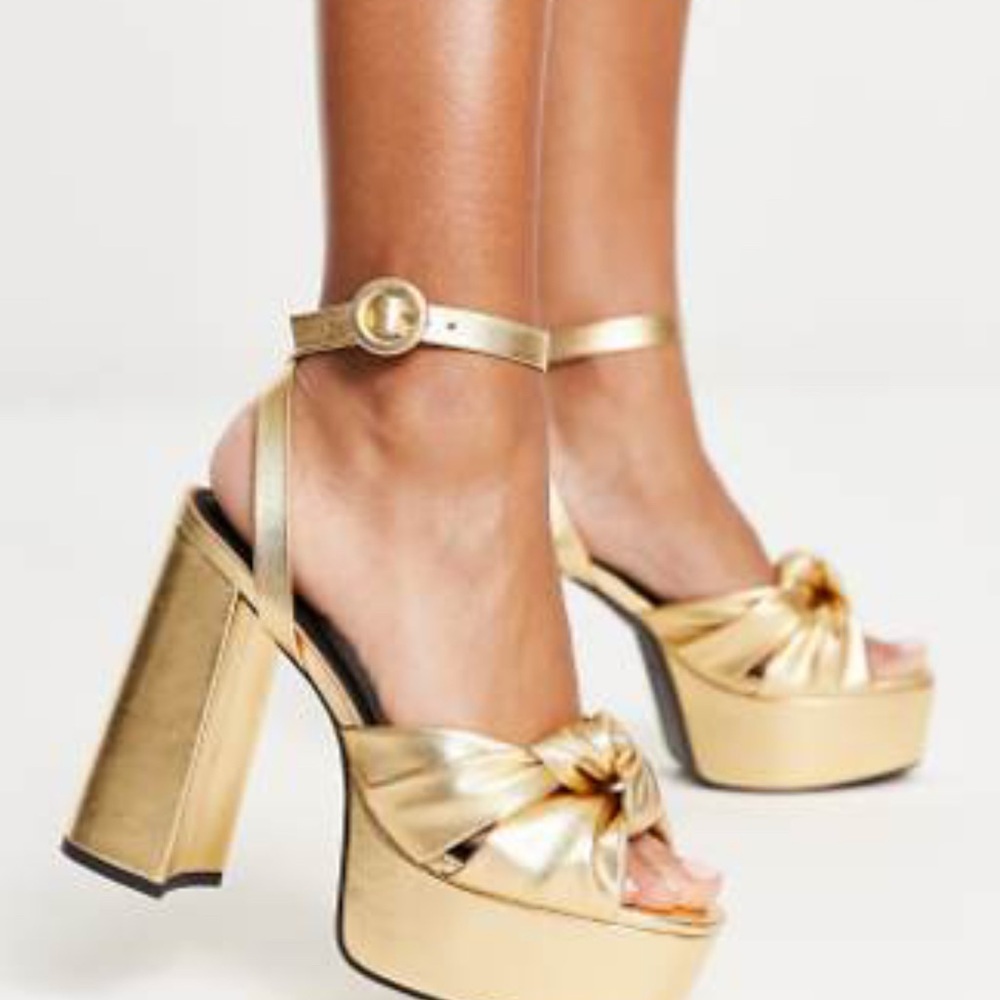 Elegant Gold Platform Heels